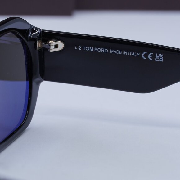 Tom Ford Veronique-02 FT0917 01A Black Rectangle Sunglasses main image 4